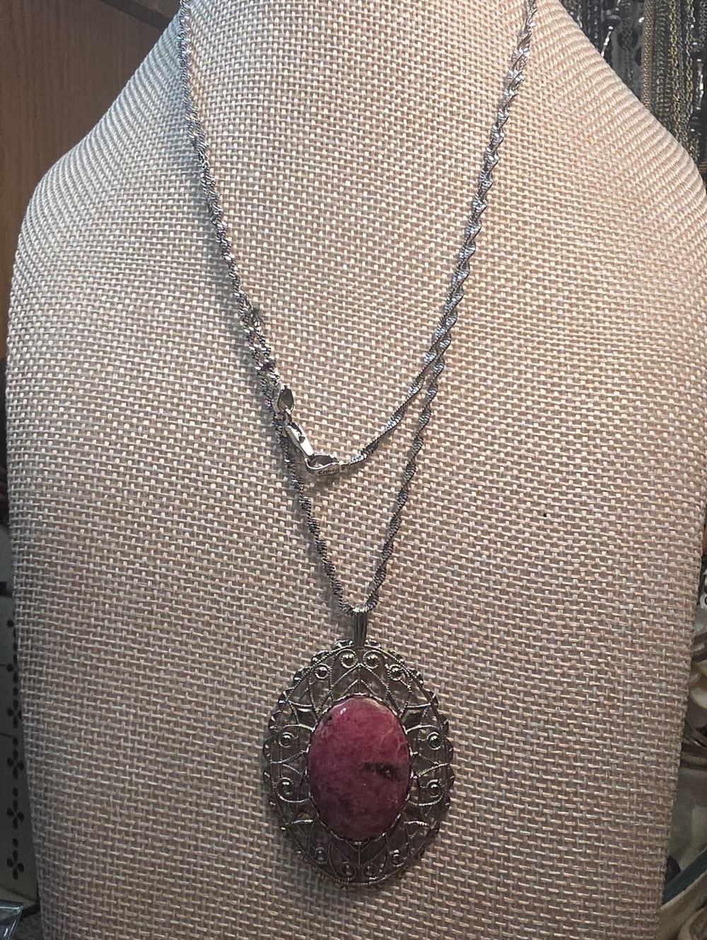 Silver Filigree Pendant Necklace with Rose-Pink Stone